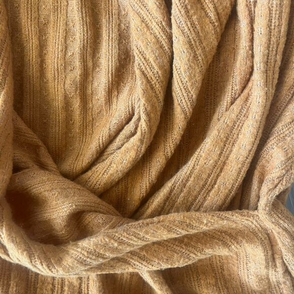 ** Maeve Anthropologie size mustard long sleeve light weight faux wrap top XS - Picture 6 of 9